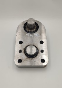 Uchwyt siłownika regulacji szczęki SANDVIK